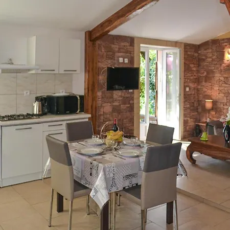 Casa vacanze 2 Bedroom Beautiful In *